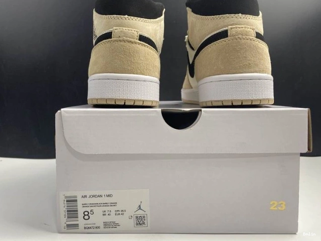 Bmlin -800 Air Mid 'Barely Orange' BQ6472 1 Jordan 0815
